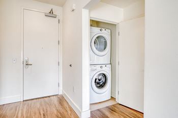 Full-size in-unit washer and dryer