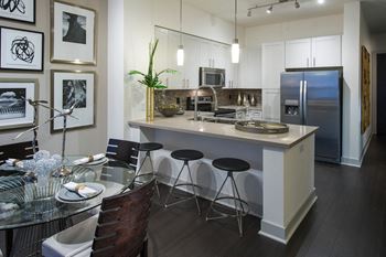 Breakfast bar