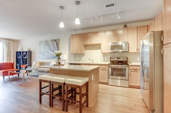 Modelhomes-kitchen island with breakfast bar