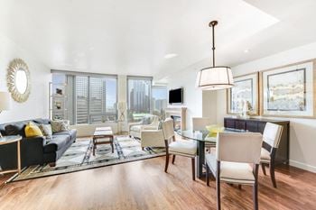 Modelhomes-vibrant high-rise apartment homes
