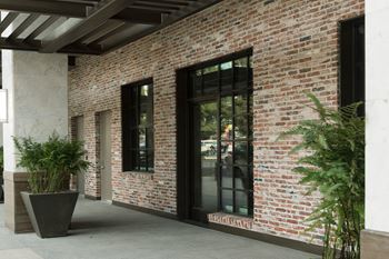 Modelhomes-storefront access available