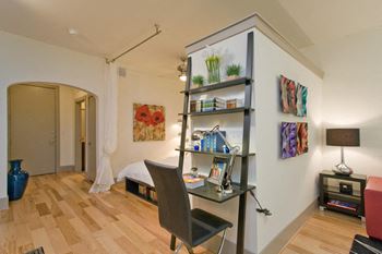 Modelhomes-space for home office