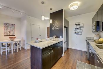 Modelhomes-kitchens with breakfast bars