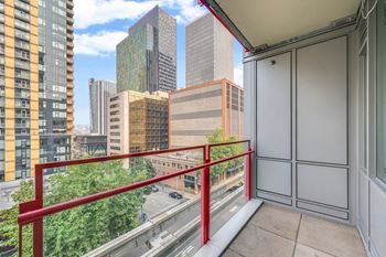 Modelhomes-balcony