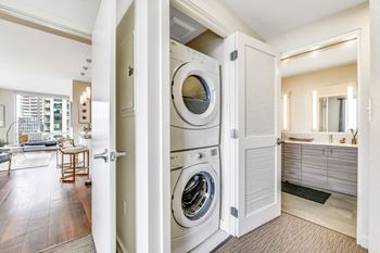 Modelhomes-in-home washer and dryer