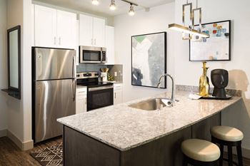 Amenities-quartz kitchen countertops