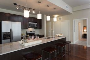 Houston apartment for rent - Gourmet Kitchens at Windsor Memorial, 3131 Memorial Court, TX
