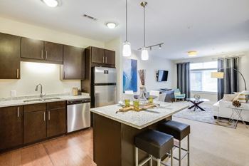 Modelhomes-islands with pendant lighting