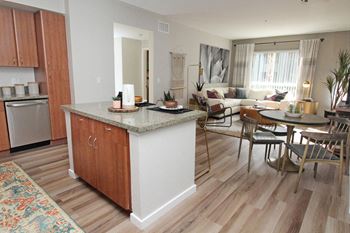 Dining area off kitchen