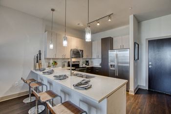 Fully-equipped kitchen