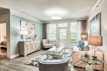 Lofted, 9-foot ceilings with crown molding
