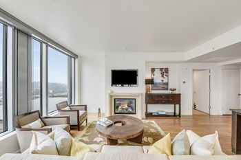 Modelhomes-gas fireplace