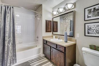 Modelhomes-spacious bathrooms with garden tubs