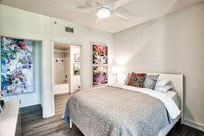 Miramar apartment for rent - Large Master Bedroom at Windsor at Miramar, Miramar, Florida