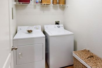 Modelhomes-full-size washers and dryers