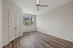 Orange apartment for rent - Large bedroom at Windsor Main Place, Orange, California