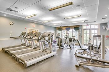 Amenities-24-hour fitness center