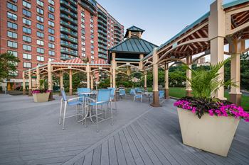 Amenities-enjoy the outdoor lifestyle