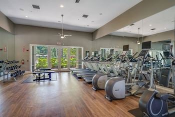 Amenities-state-of-the-art fitness center