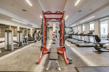 Amenities-state-of-the-art fitness center