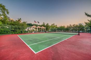 Amenities-tennis courts
