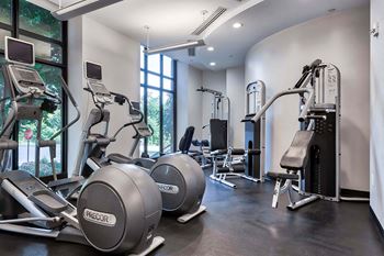Amenities-24-hour fitness center