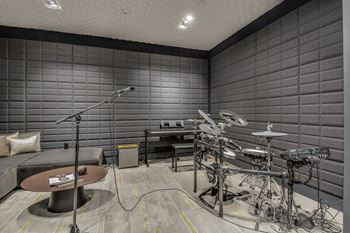 Amenities-music studio