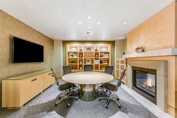 Amenities-executive conference room