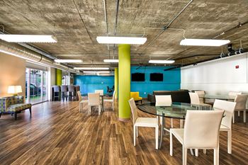 Amenities- wifi lounge