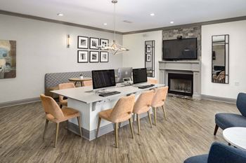 Windsor vinings - community lounge