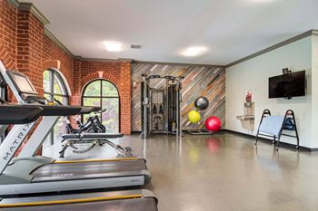 Windsor vinings - cardio and weights