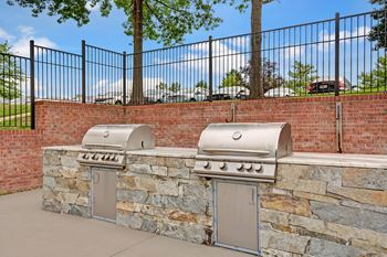 Grilling station at windsor kingstowne