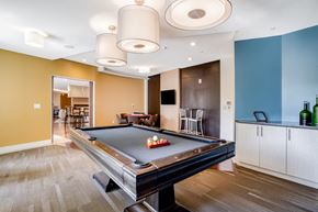 Cambridge apartment for rent - Pool table inside clubroom at Vox on Two