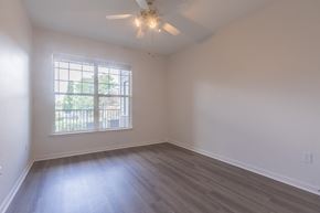 Aurora apartment for rent - Spacious Bedrooms at Windsor Meadow Hills, Colorado, 80014