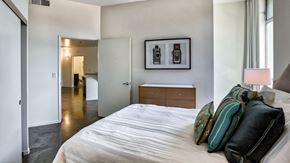 Los Angeles apartment for rent - Central Heat & Air Conditioning at Sunset and Vine, Los Angeles, 90028