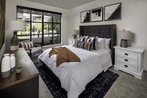 Atlanta apartment for rent - Beautiful Bright Bedroom With Wide Windows at 565 Hank by Windsor, Georgia, 30315