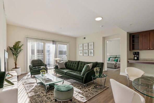 Atlanta apartment for rent - Living Room at Windsor Brookhaven, Atlanta, Georgia