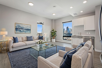 Unbeatable views of denver skyline*