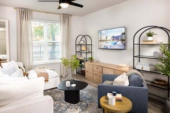 Spacious living room