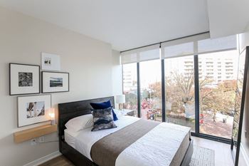 Ample light in rooms