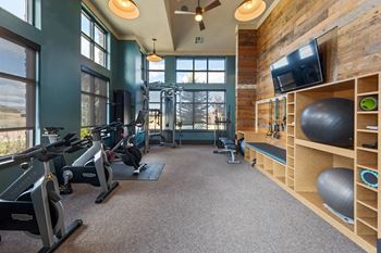 Yoga/spin studio