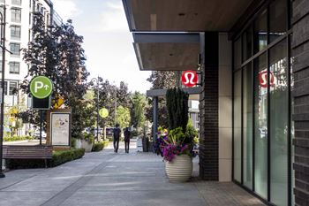 Nearby shopping