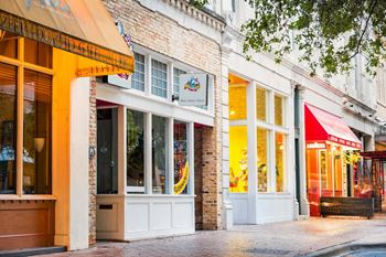 Congress shops