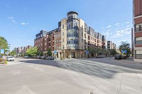 Denver apartment for rent - Ideal Downtown Location at Windsor Riverfront Park, Denver, 80202