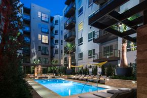 Los Angeles apartment for rent - Abundant Indoor and Outdoor Amenity Spaces at 1000 Grand by Windsor, California, 90015