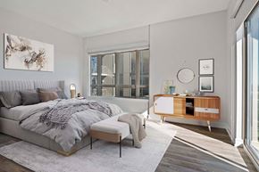 Austin apartment for rent - Bedroom at Windsor on the Lake, 43 Rainey Street Austin, TX 78701