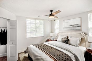 Bedroom with ceiling fan