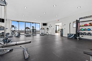 24-Hour rooftop fitness center and yoga studio