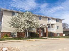 Kearney apartment for rent - Stratford Apartments Kearney Nebraska