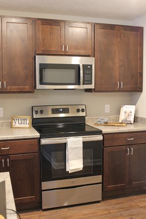 Norfolk apartment for rent - Victory Village Kitchen Stove Cabinets